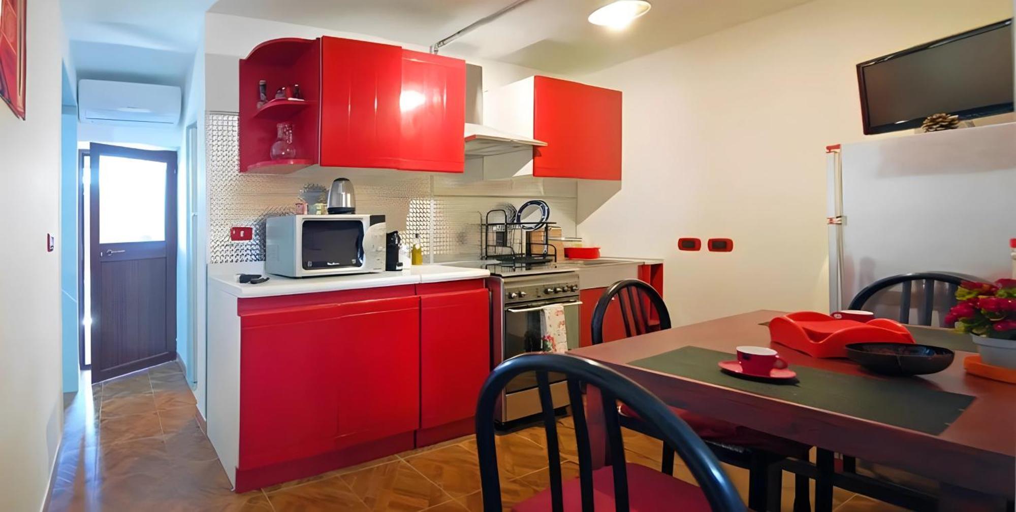 Sea Breeze Villa - Sole Apartment Бари Экстерьер фото